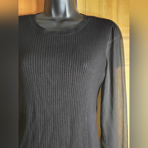 DKNY Black Ribbed Knit Top With Sheer Sleeves Office Attire Work Wear Size M - Picture 7 of 9